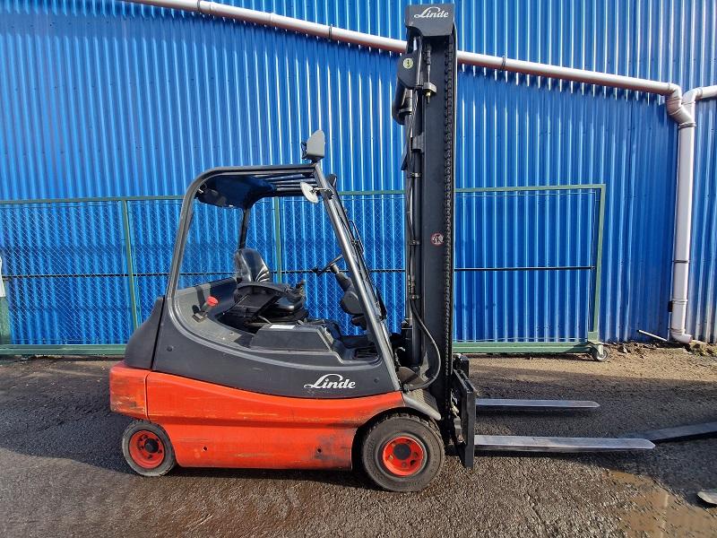 LINDE E 30 - 02, bateriový, POUZE 4780Mth! 