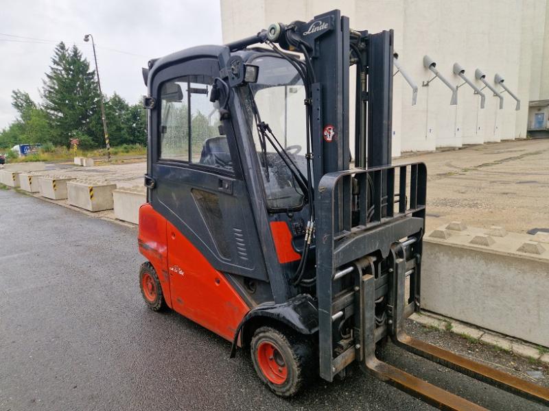 LINDE H20D, diesel, TRIPLEX 4,8m, pozicioner vidlic, jen 5626Mth, k PRONÁJMU